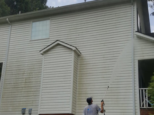 Vinyl Siding Cleaning using Pressure Washing In Indian Trail Vinyl Siding Cleaning using Pressure Washing In Indian Trail